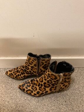 Used Nine West Leopard Print Boots